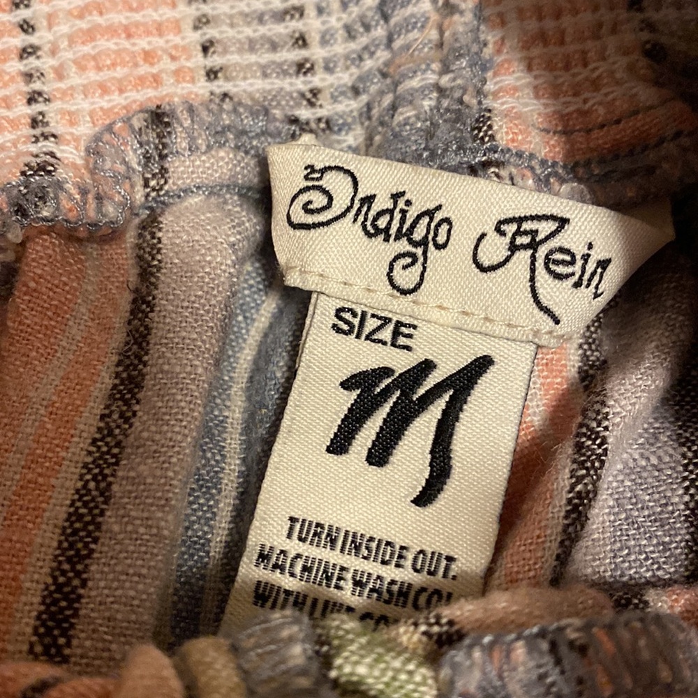 Cute basic pants - Picture 2 of 2